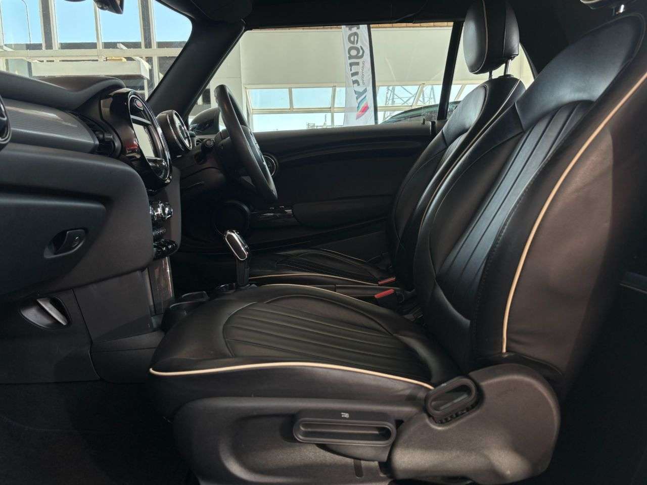 2018 MINI CONVERTIBLE 2018 MINI CONVERTIBLE