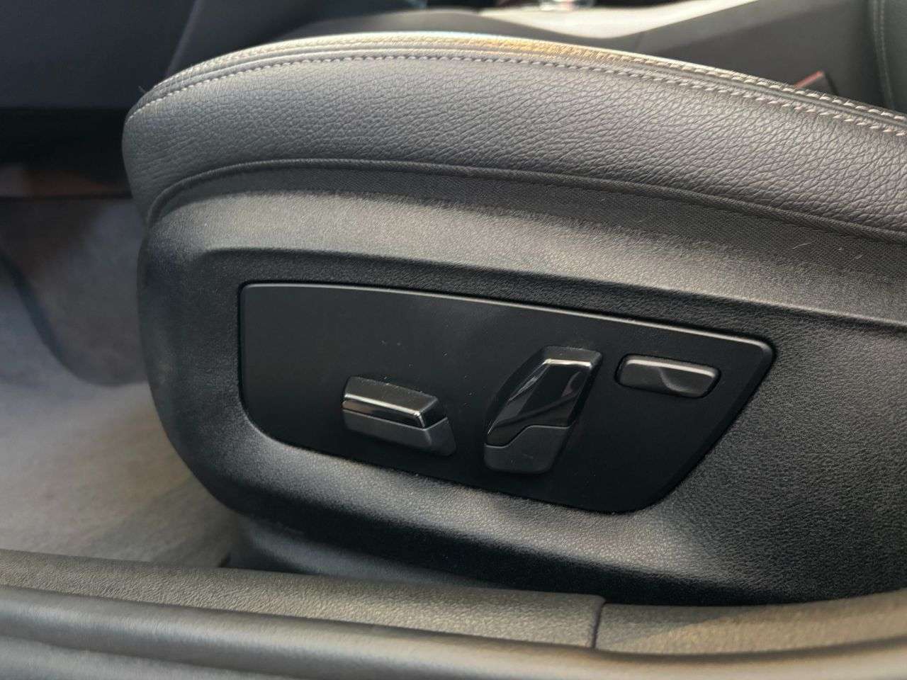 2017 BMW 5 SERIES 2017 BMW 5 SERIES