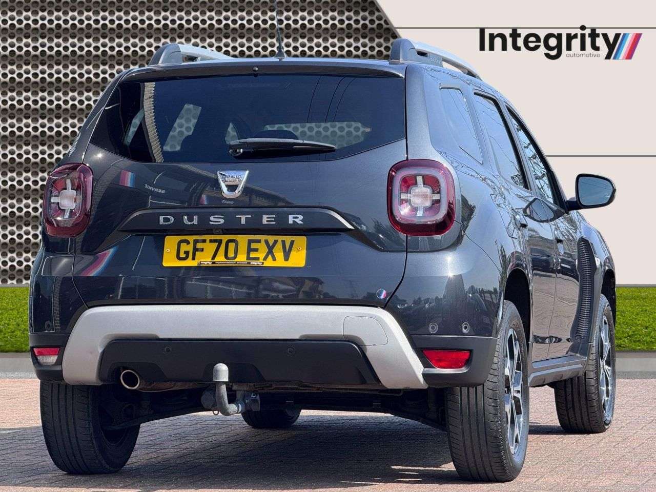 A 2020 DACIA DUSTER 1.3 TCe Prestige SUV 5dr Petrol Manual Euro 6 (s/s) (130 ps) Reverse Camera A 2020 DACIA DUSTER 1.3 TCe Prestige SUV 5dr Petrol Manual Euro 6 (s/s) (130 ps) Reverse Camera