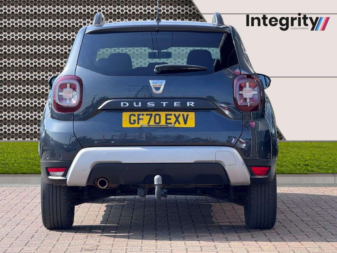 A 2020 DACIA DUSTER 1.3 TCe Prestige SUV 5dr Petrol Manual Euro 6 (s/s) (130 ps) Reverse Camera A 2020 DACIA DUSTER 1.3 TCe Prestige SUV 5dr Petrol Manual Euro 6 (s/s) (130 ps) Reverse Camera