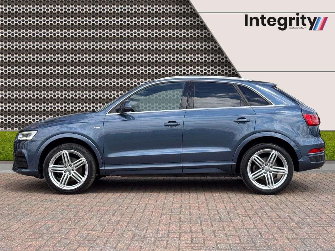 2015 AUDI Q3 2015 AUDI Q3