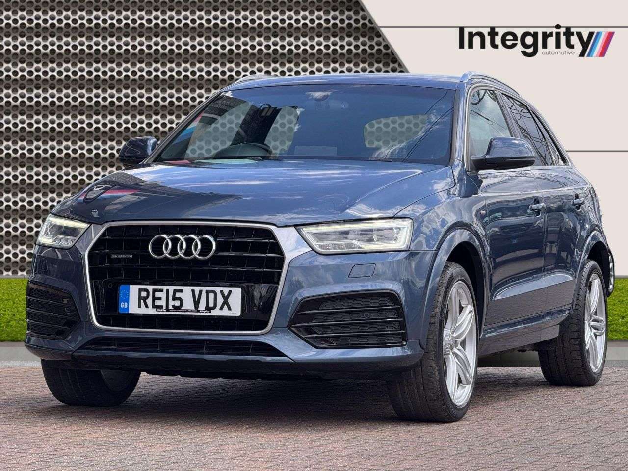 2015 AUDI Q3 2015 AUDI Q3