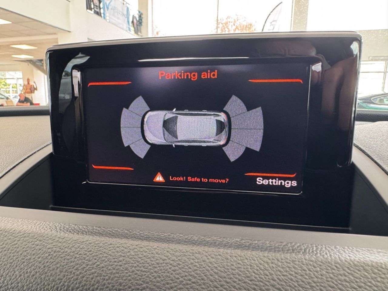 2015 AUDI Q3 2015 AUDI Q3