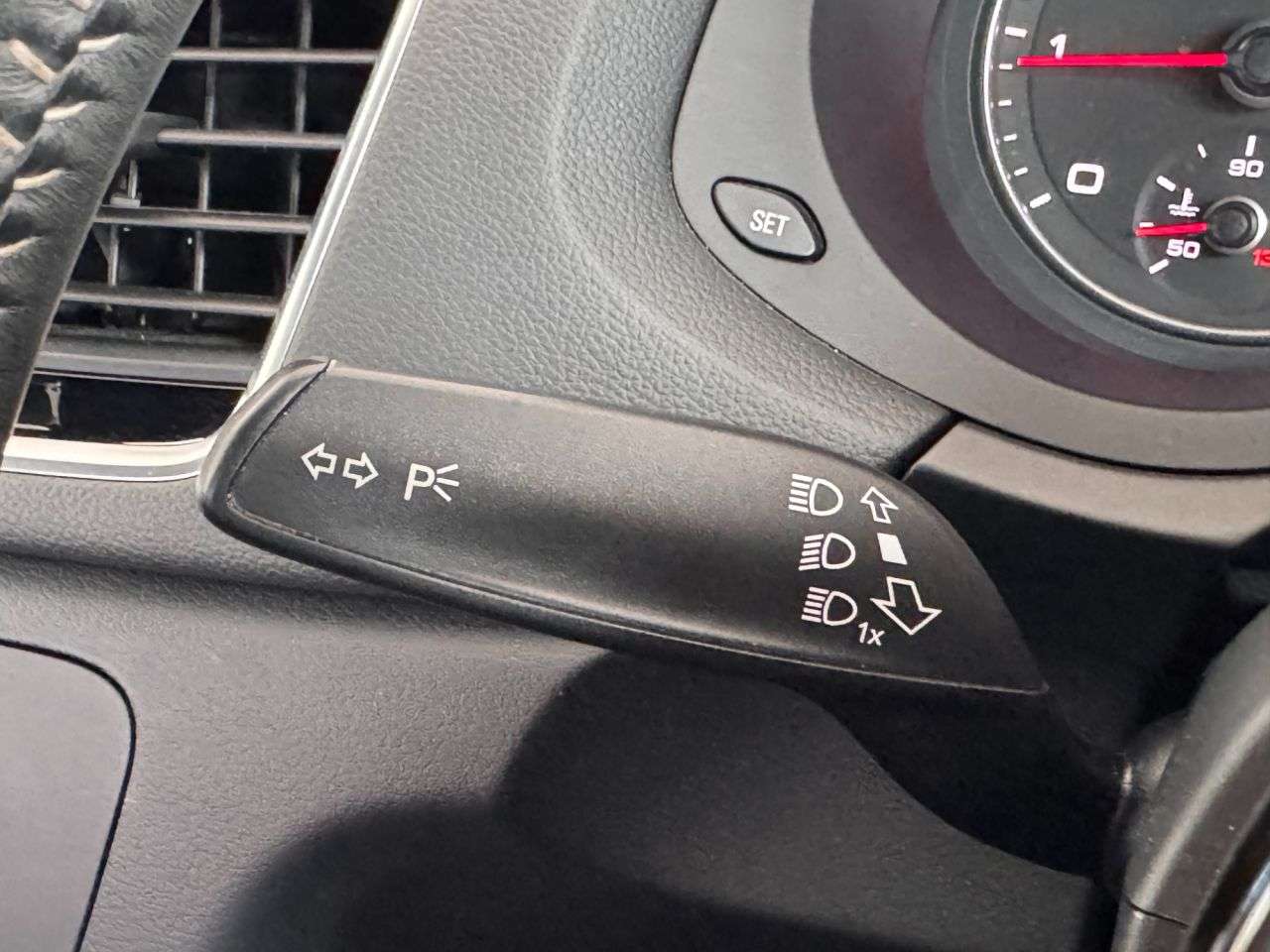 2015 AUDI Q3 2015 AUDI Q3