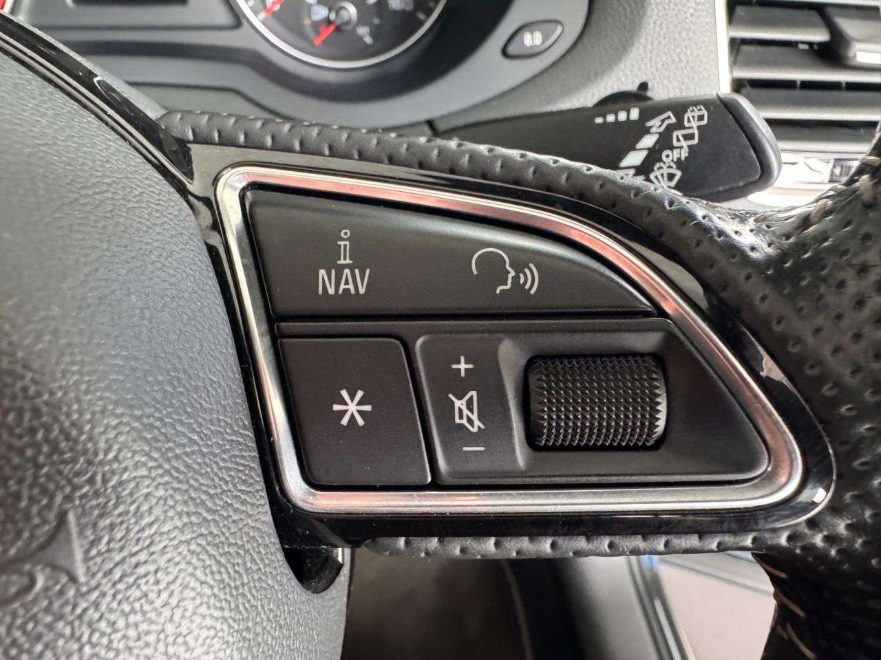 2015 AUDI Q3 2015 AUDI Q3
