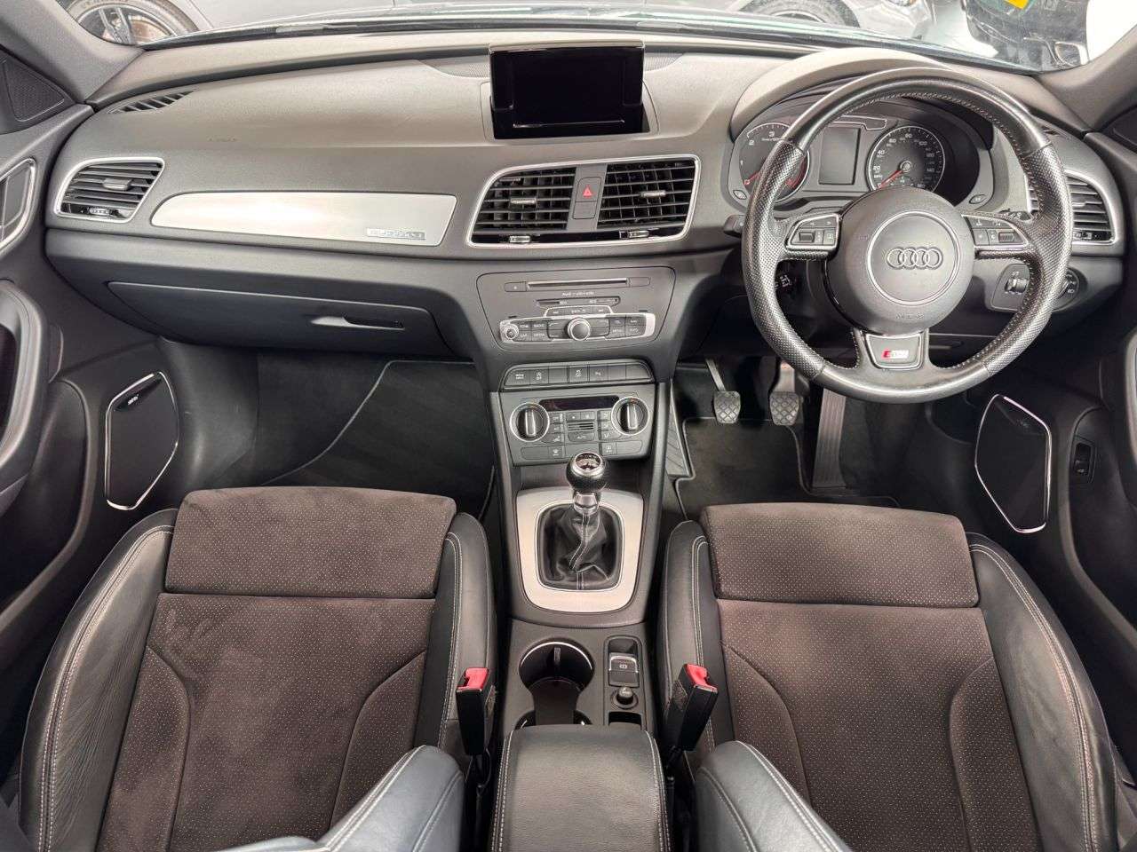 2015 AUDI Q3 2015 AUDI Q3