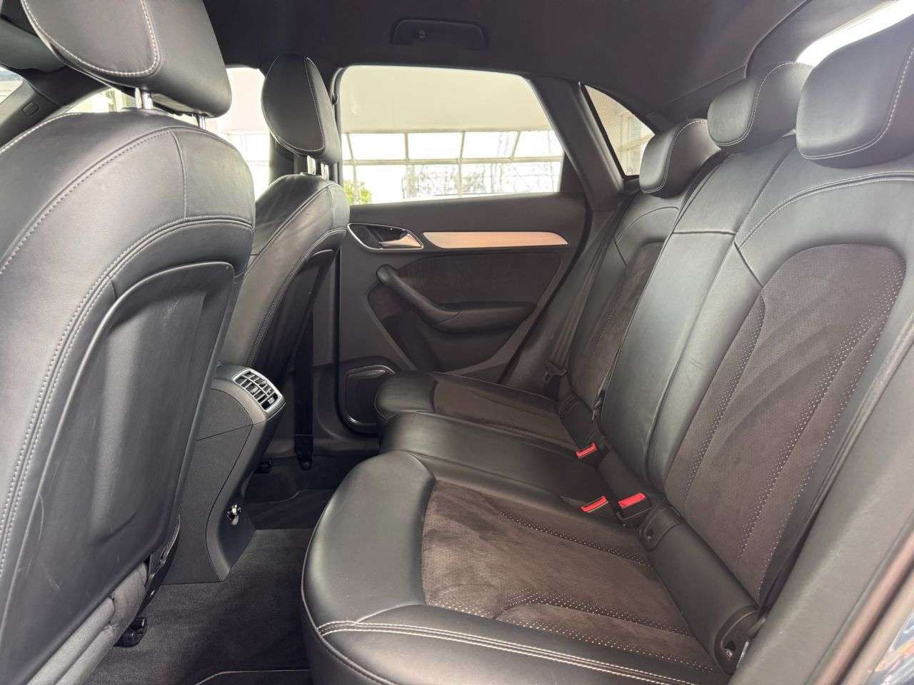 2015 AUDI Q3 2015 AUDI Q3
