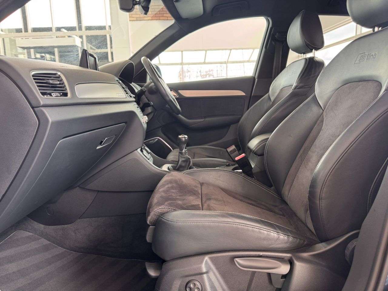 2015 AUDI Q3 2015 AUDI Q3