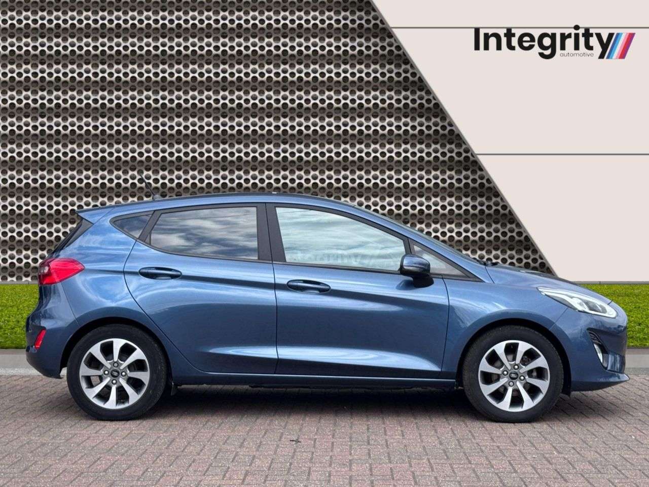 A 2019 FORD FIESTA 1.1 Ti-VCT Trend Hatchback 5dr Petrol Manual Euro 6 (s/s) (85 ps) APPLE CAR A 2019 FORD FIESTA 1.1 Ti-VCT Trend Hatchback 5dr Petrol Manual Euro 6 (s/s) (85 ps) APPLE CAR