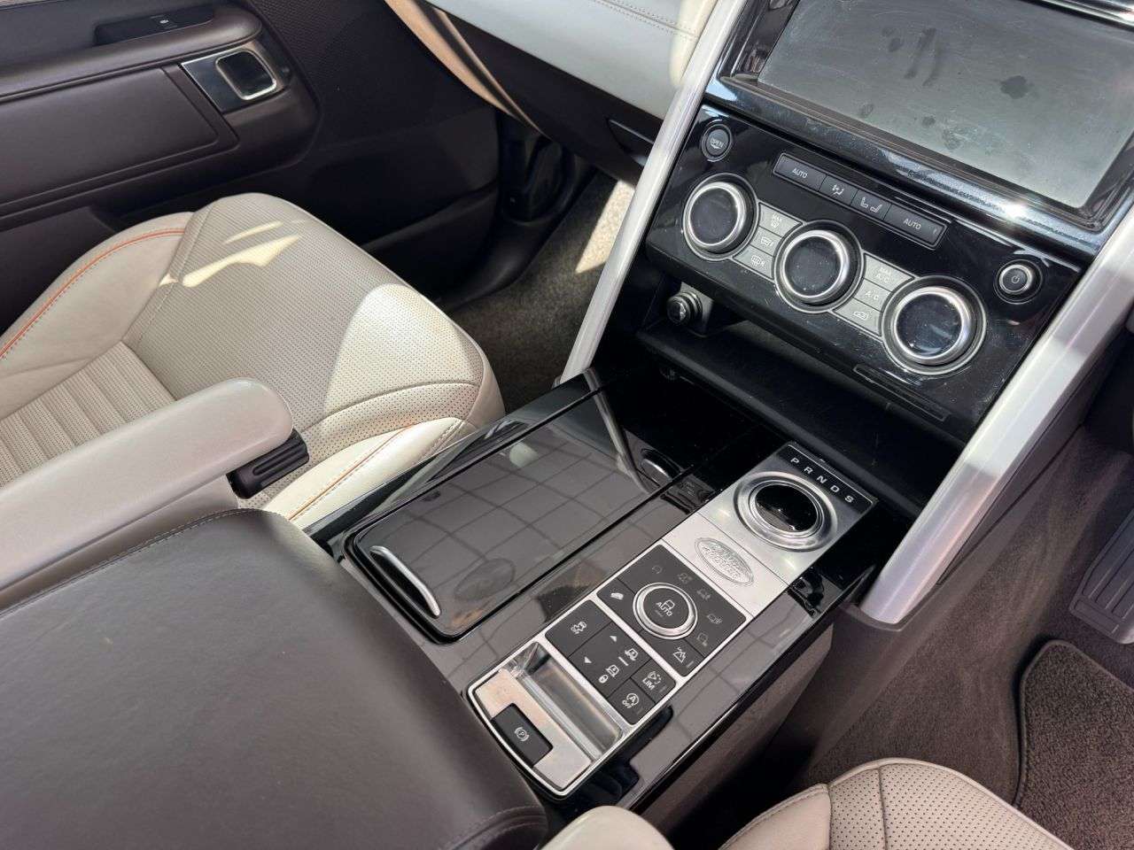 2017 LAND ROVER DISCOVERY 2017 LAND ROVER DISCOVERY