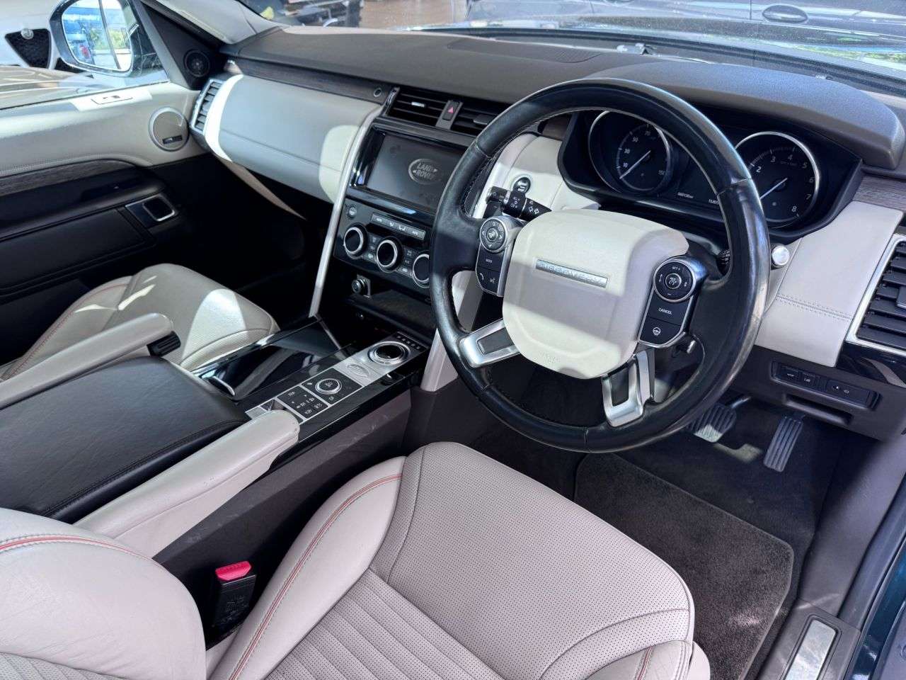 2017 LAND ROVER DISCOVERY 2017 LAND ROVER DISCOVERY