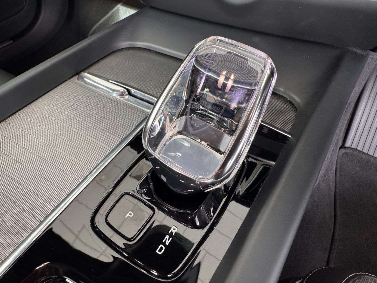 2023 VOLVO S60 2023 VOLVO S60