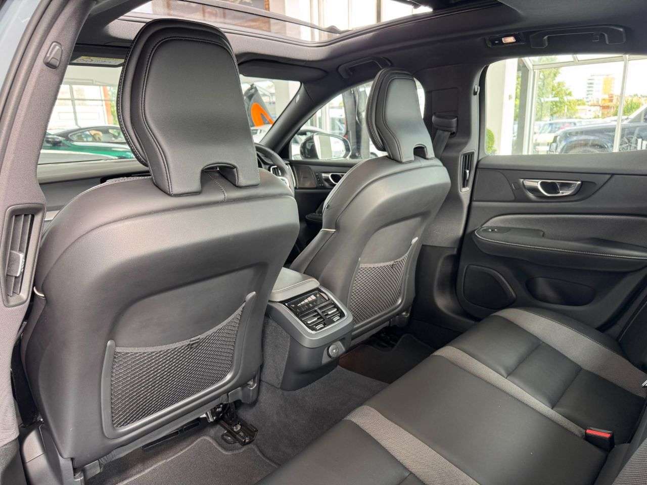2023 VOLVO S60 2023 VOLVO S60