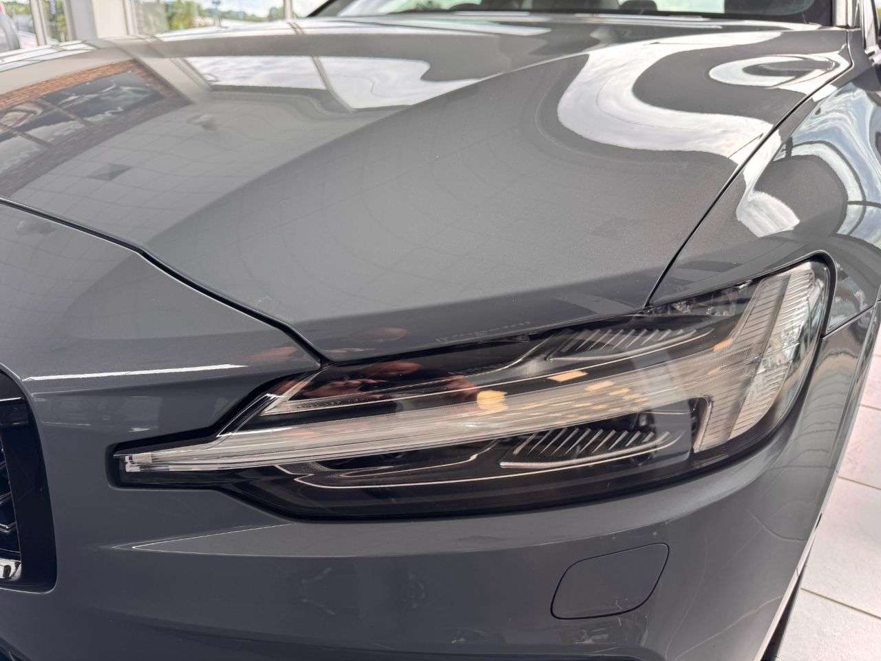 2023 VOLVO S60 2023 VOLVO S60