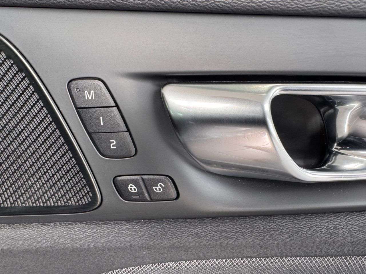 2023 VOLVO S60 2023 VOLVO S60