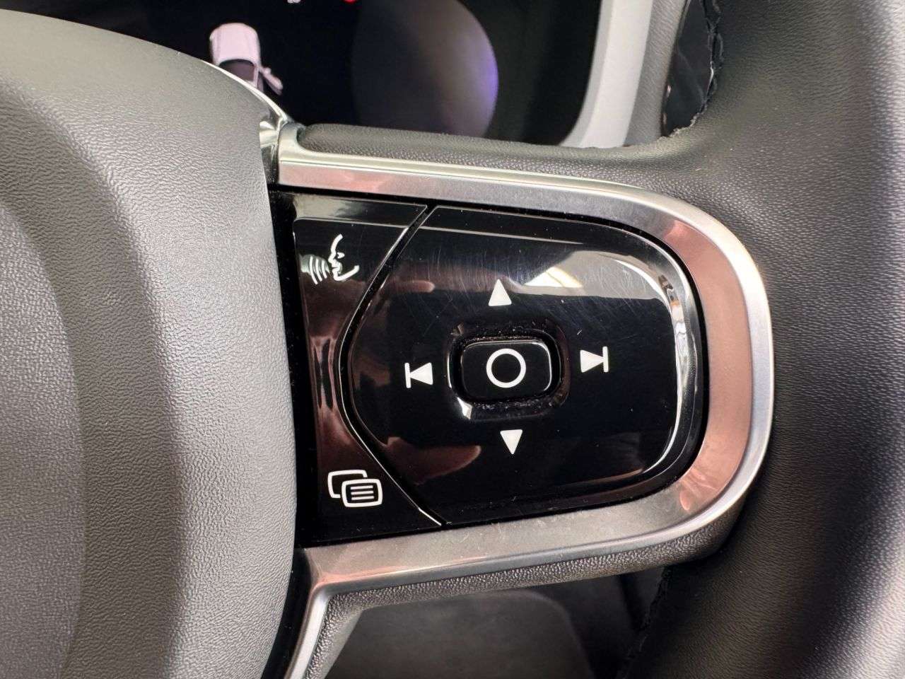 2023 VOLVO S60 2023 VOLVO S60