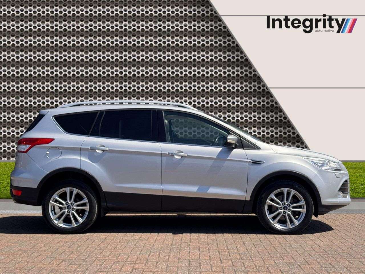 A 2015 FORD KUGA 2.0 TDCi Titanium X Sport SUV 5dr Diesel Manual AWD Euro 6 (s/s) (180 ps) A 2015 FORD KUGA 2.0 TDCi Titanium X Sport SUV 5dr Diesel Manual AWD Euro 6 (s/s) (180 ps)