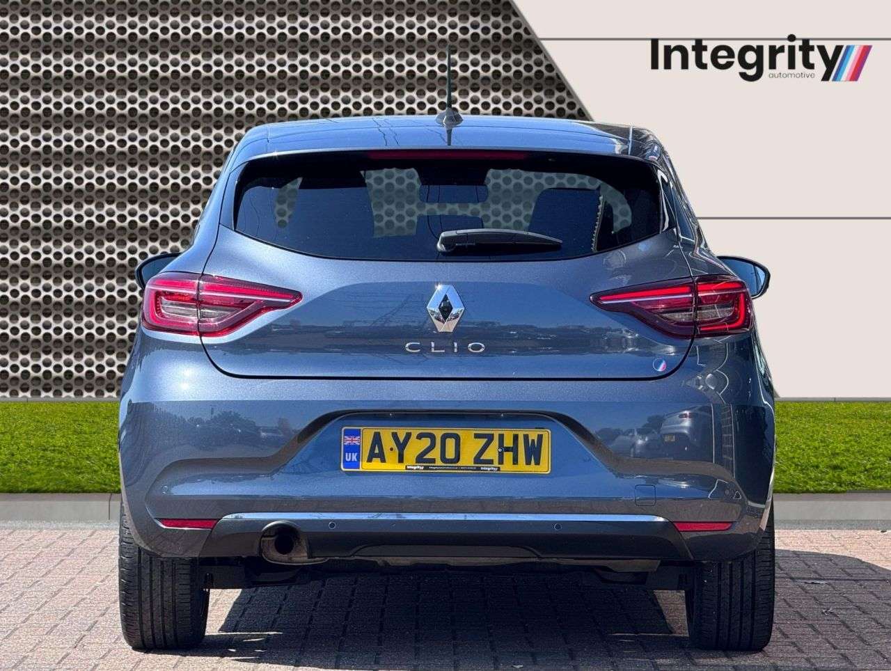 A 2020 RENAULT CLIO 1.0 TCe S Edition Hatchback 5dr Petrol Manual Euro 6 (s/s) (100 ps) 6 Renau A 2020 RENAULT CLIO 1.0 TCe S Edition Hatchback 5dr Petrol Manual Euro 6 (s/s) (100 ps) 6 Renau