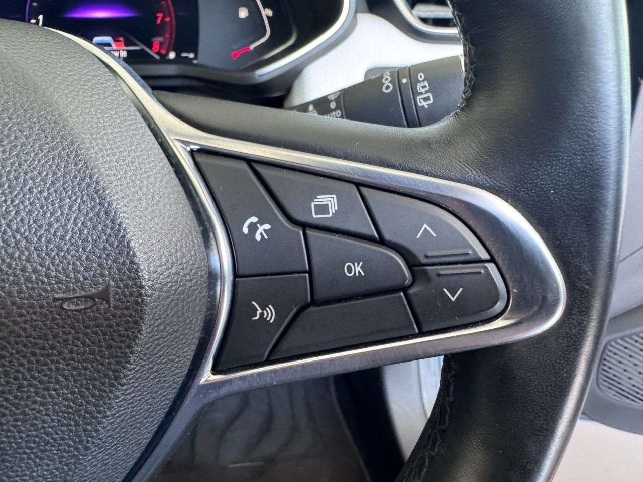 2020 RENAULT CLIO 2020 RENAULT CLIO