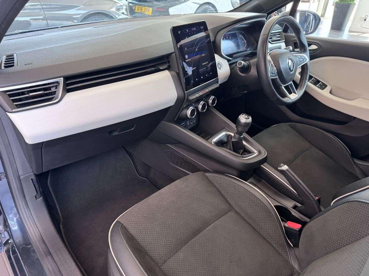 2020 RENAULT CLIO 2020 RENAULT CLIO