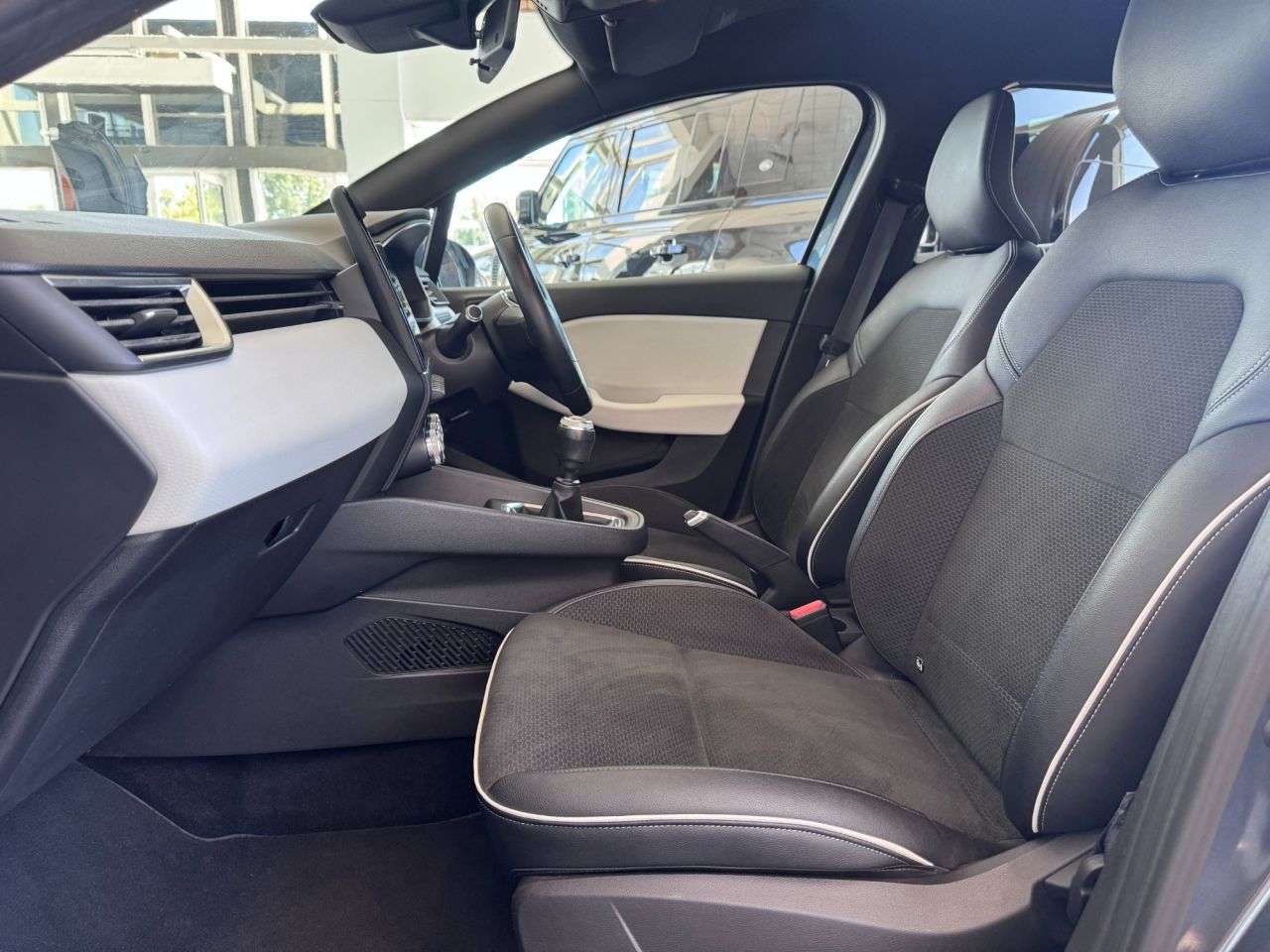 2020 RENAULT CLIO 2020 RENAULT CLIO