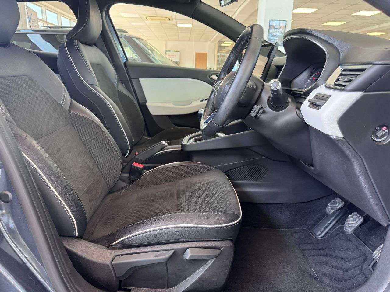 2020 RENAULT CLIO 2020 RENAULT CLIO