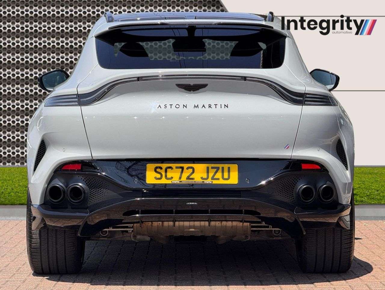 A 2022 ASTON MARTIN DBX 4.0 V8 707 SUV 5dr Petrol Auto 4WD Euro 6 (s/s) (707 ps) Over £40k Extras | A 2022 ASTON MARTIN DBX 4.0 V8 707 SUV 5dr Petrol Auto 4WD Euro 6 (s/s) (707 ps) Over £40k Extras |