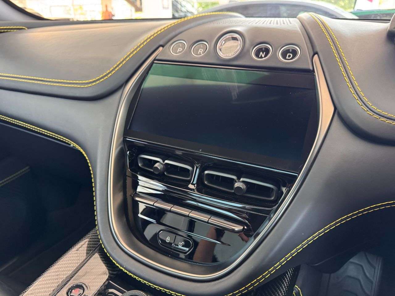2022 ASTON MARTIN DBX 2022 ASTON MARTIN DBX