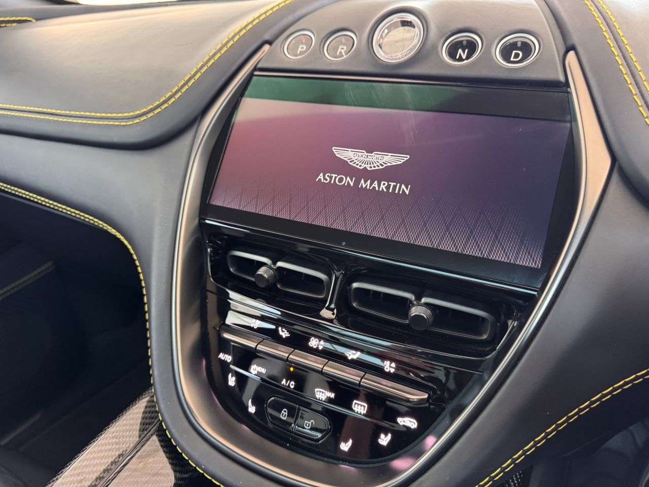 2022 ASTON MARTIN DBX 2022 ASTON MARTIN DBX