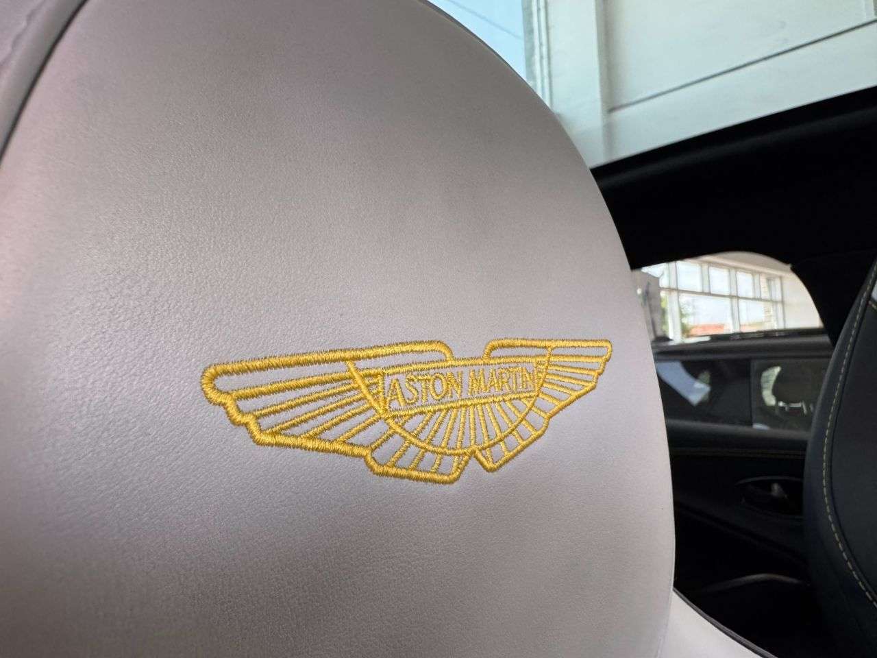 2022 ASTON MARTIN DBX 2022 ASTON MARTIN DBX