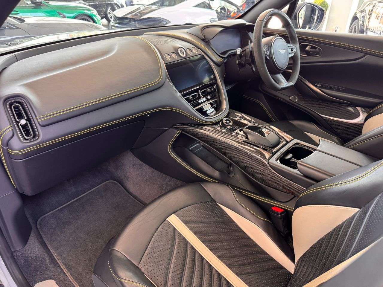 2022 ASTON MARTIN DBX 2022 ASTON MARTIN DBX
