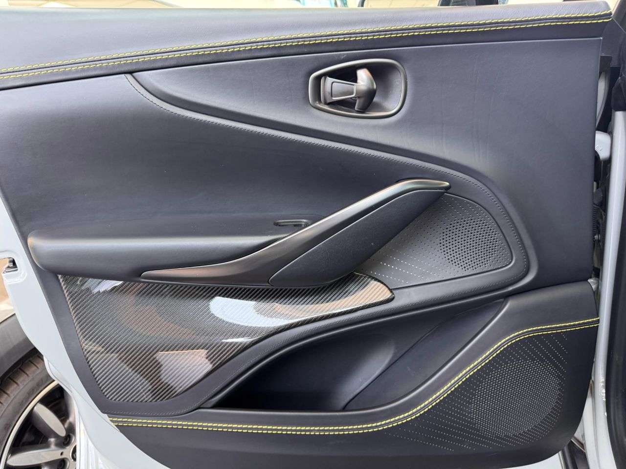 2022 ASTON MARTIN DBX 2022 ASTON MARTIN DBX
