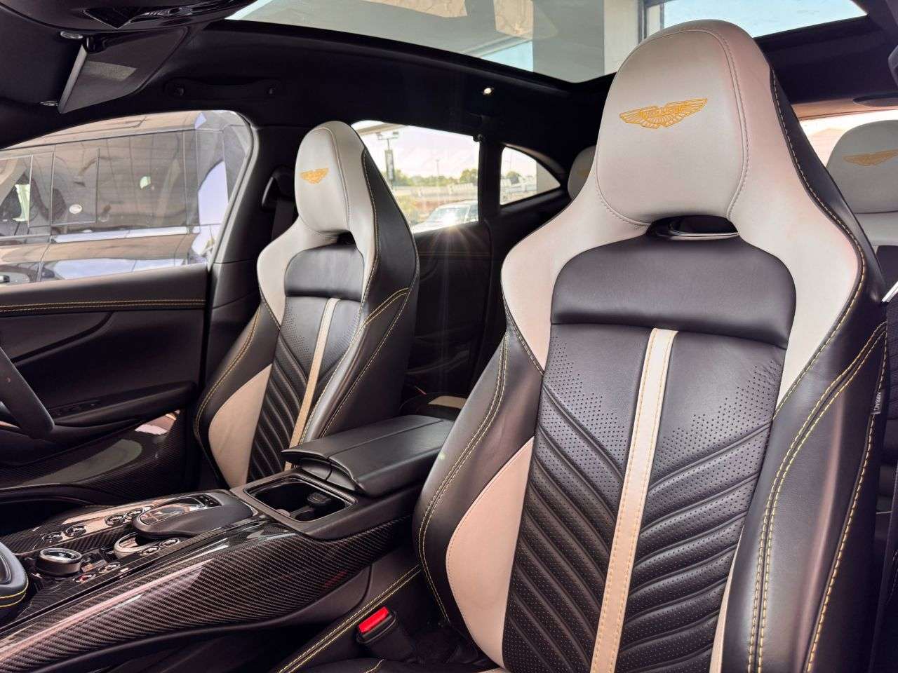 2022 ASTON MARTIN DBX 2022 ASTON MARTIN DBX