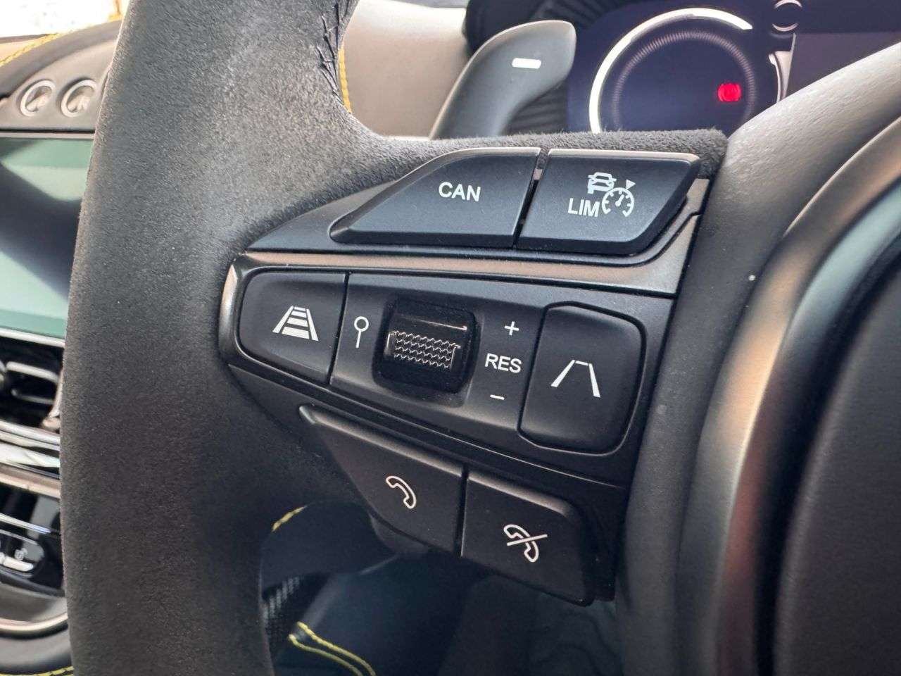 2022 ASTON MARTIN DBX 2022 ASTON MARTIN DBX