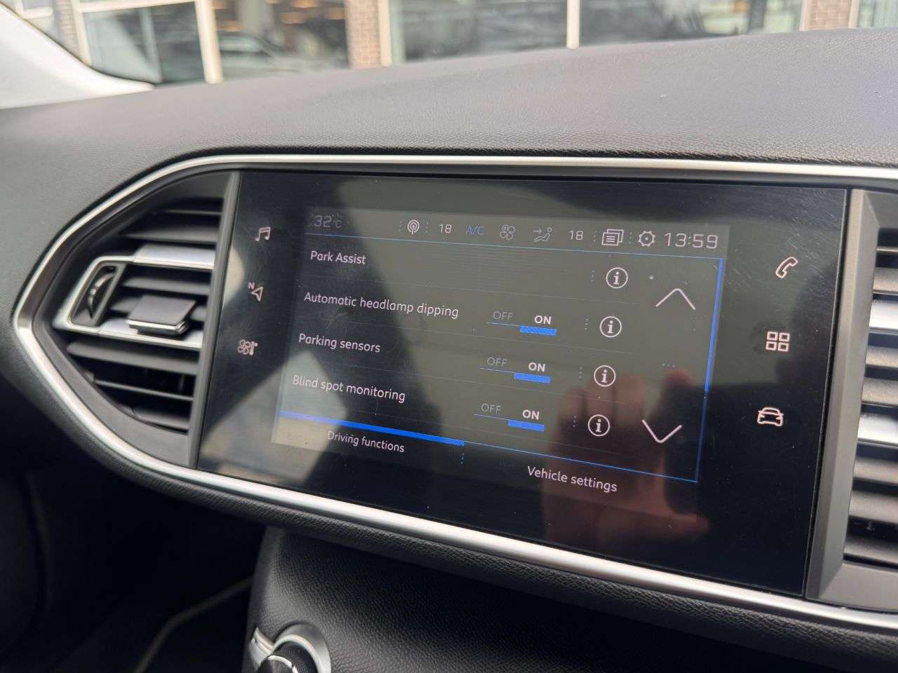 2019 PEUGEOT 308 2019 PEUGEOT 308