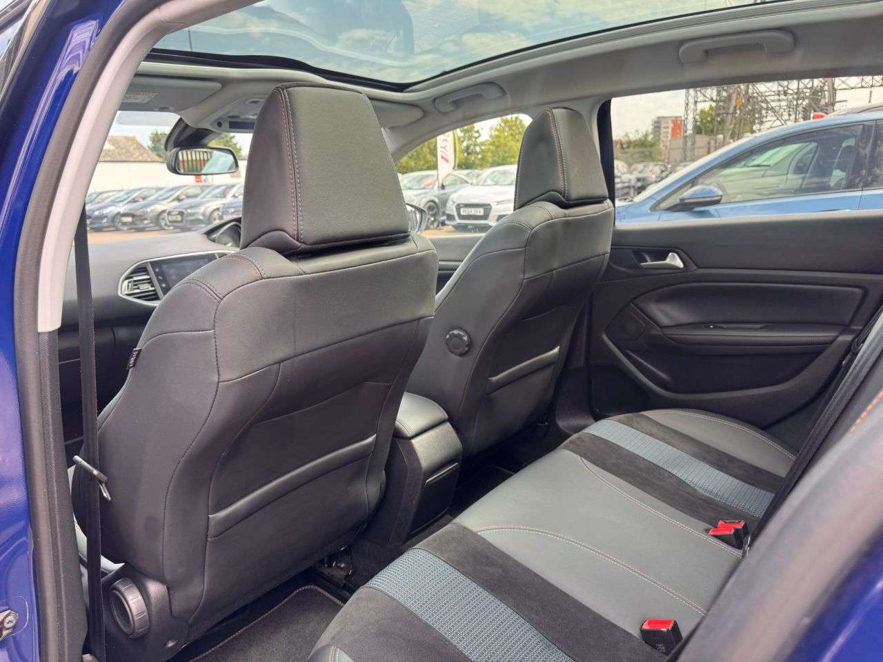 2019 PEUGEOT 308 2019 PEUGEOT 308