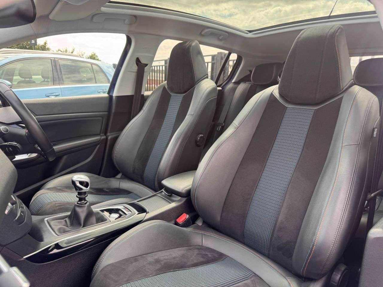 2019 PEUGEOT 308 2019 PEUGEOT 308