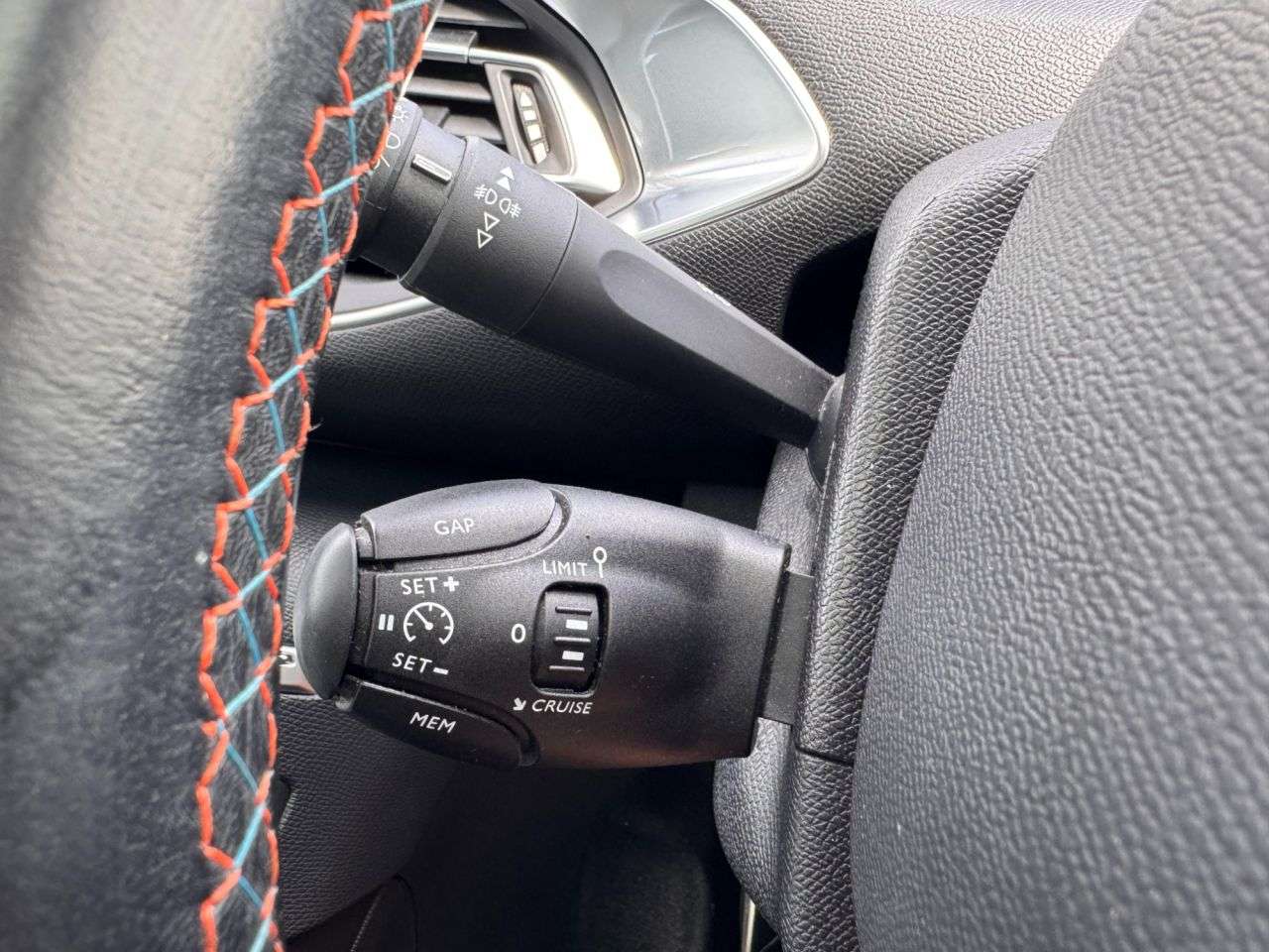 2019 PEUGEOT 308 2019 PEUGEOT 308
