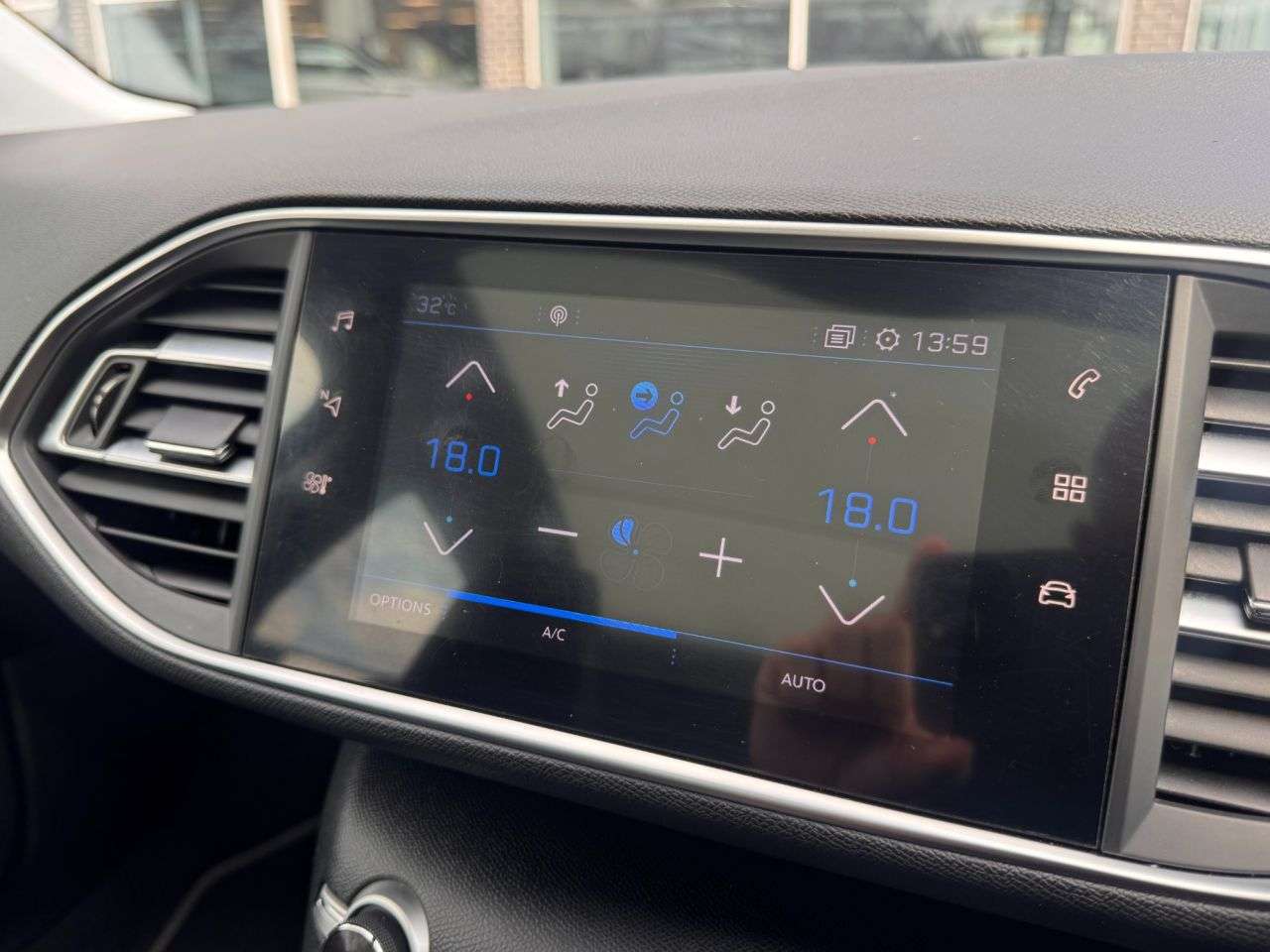 2019 PEUGEOT 308 2019 PEUGEOT 308
