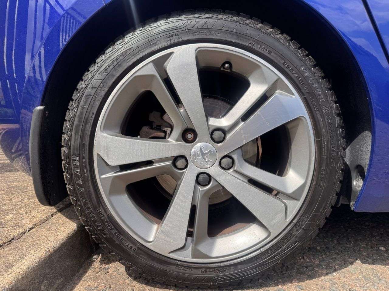 2019 PEUGEOT 308 2019 PEUGEOT 308