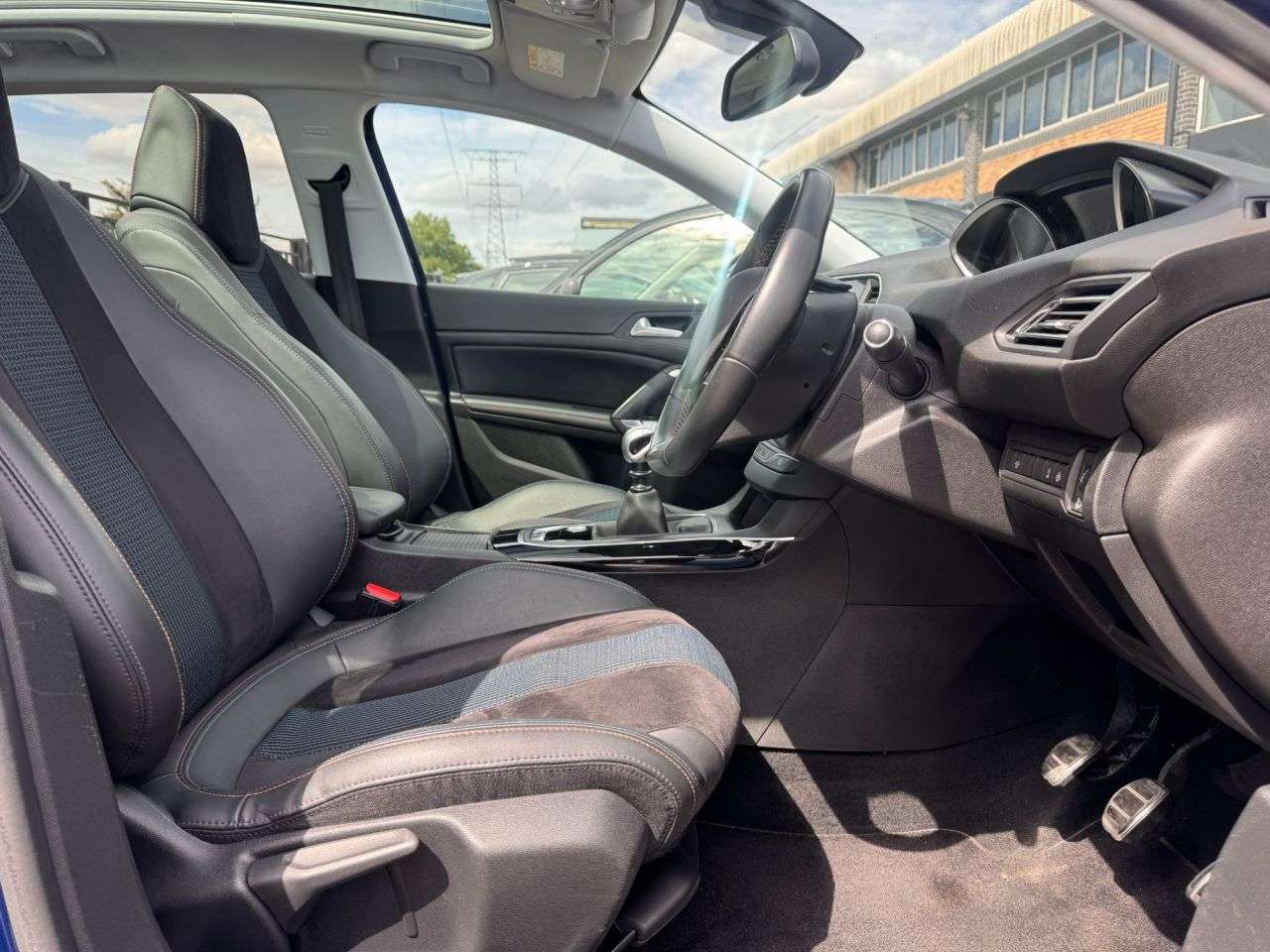 2019 PEUGEOT 308 2019 PEUGEOT 308