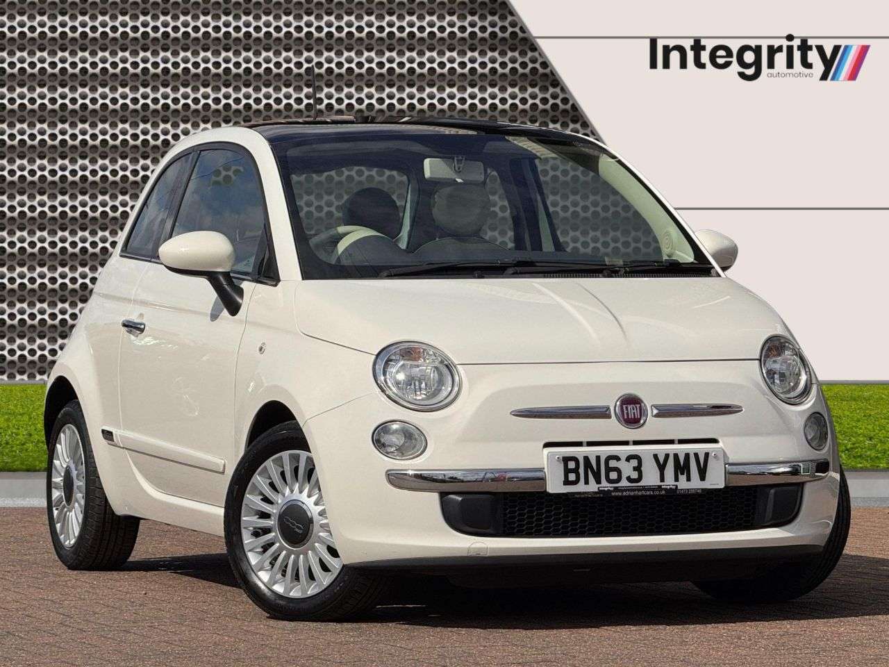 A 2013 FIAT 500 1.2 Lounge Hatchback 3dr Petrol Manual Euro 4 (69 bhp) A 2013 FIAT 500 1.2 Lounge Hatchback 3dr Petrol Manual Euro 4 (69 bhp)