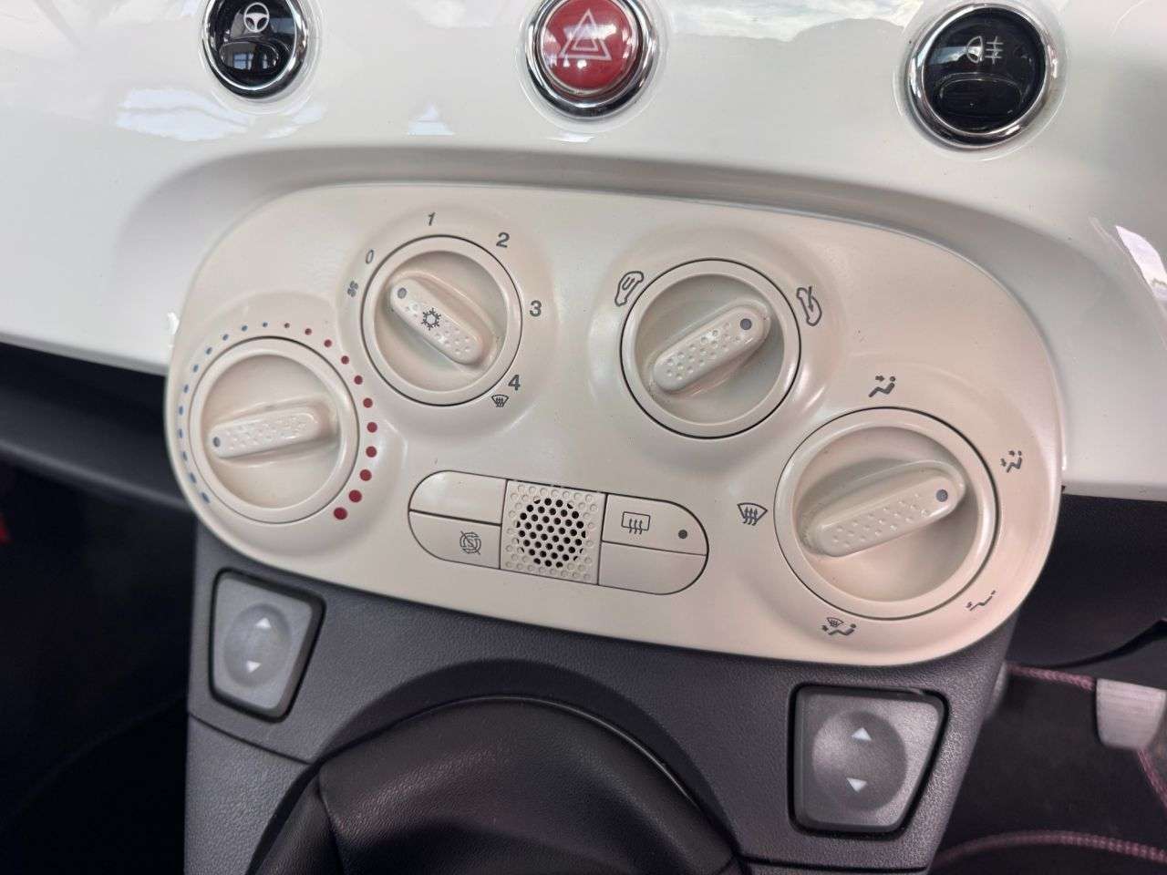 2013 FIAT 500 2013 FIAT 500