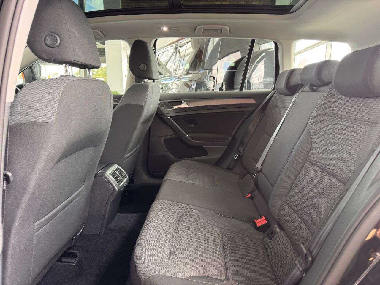 2018 VOLKSWAGEN GOLF 2018 VOLKSWAGEN GOLF