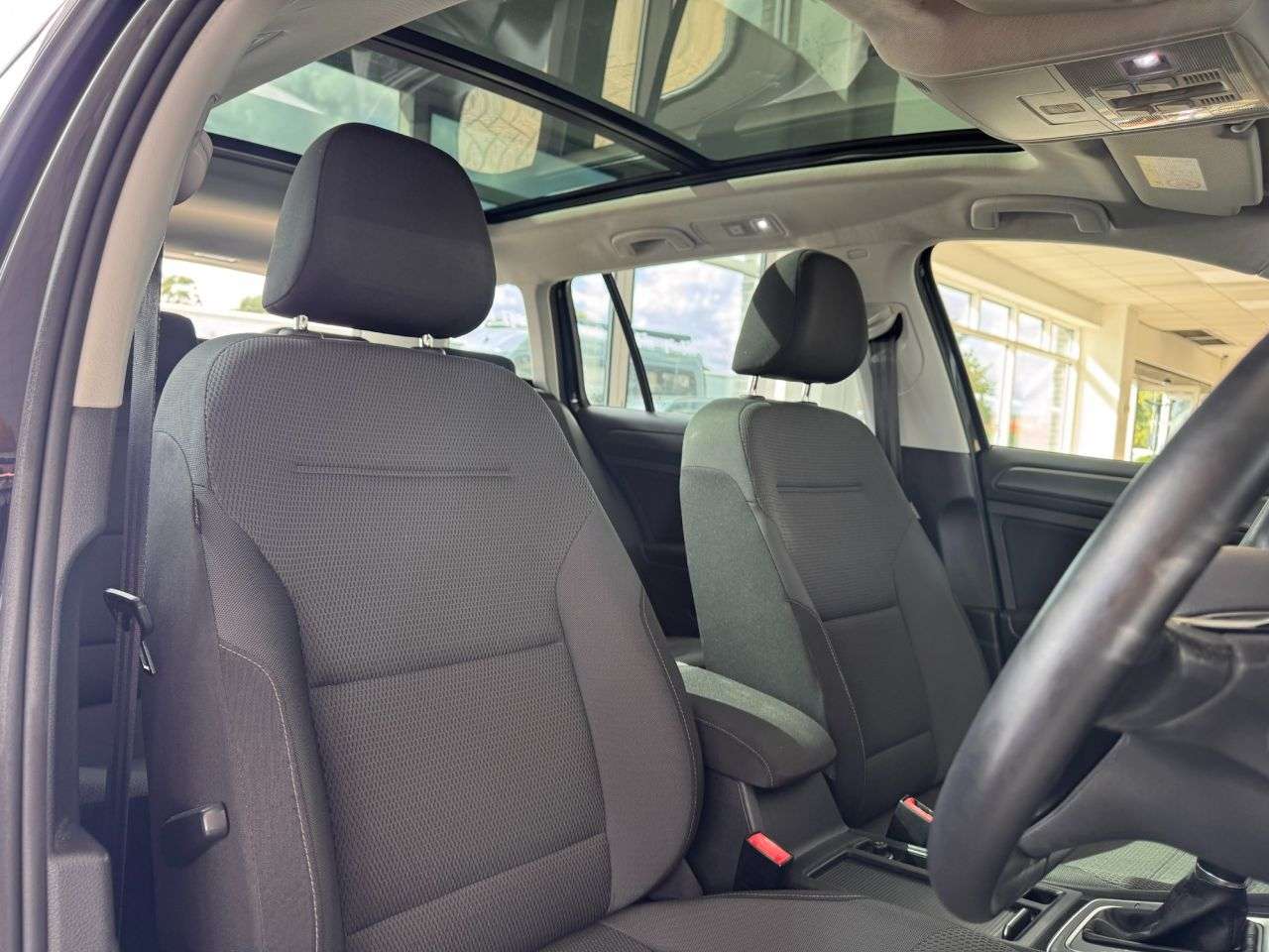 2018 VOLKSWAGEN GOLF 2018 VOLKSWAGEN GOLF