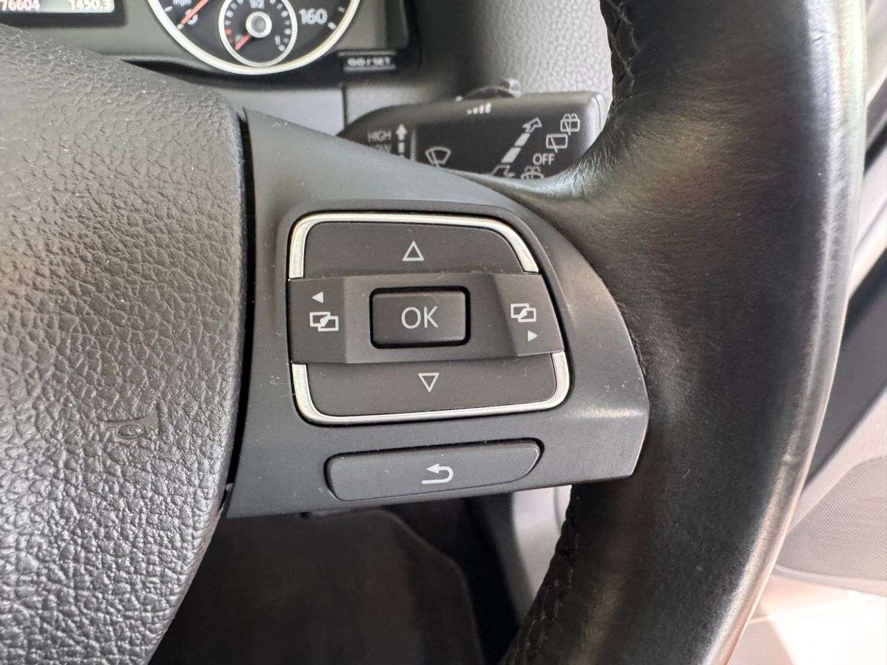 2012 VOLKSWAGEN TIGUAN 2012 VOLKSWAGEN TIGUAN