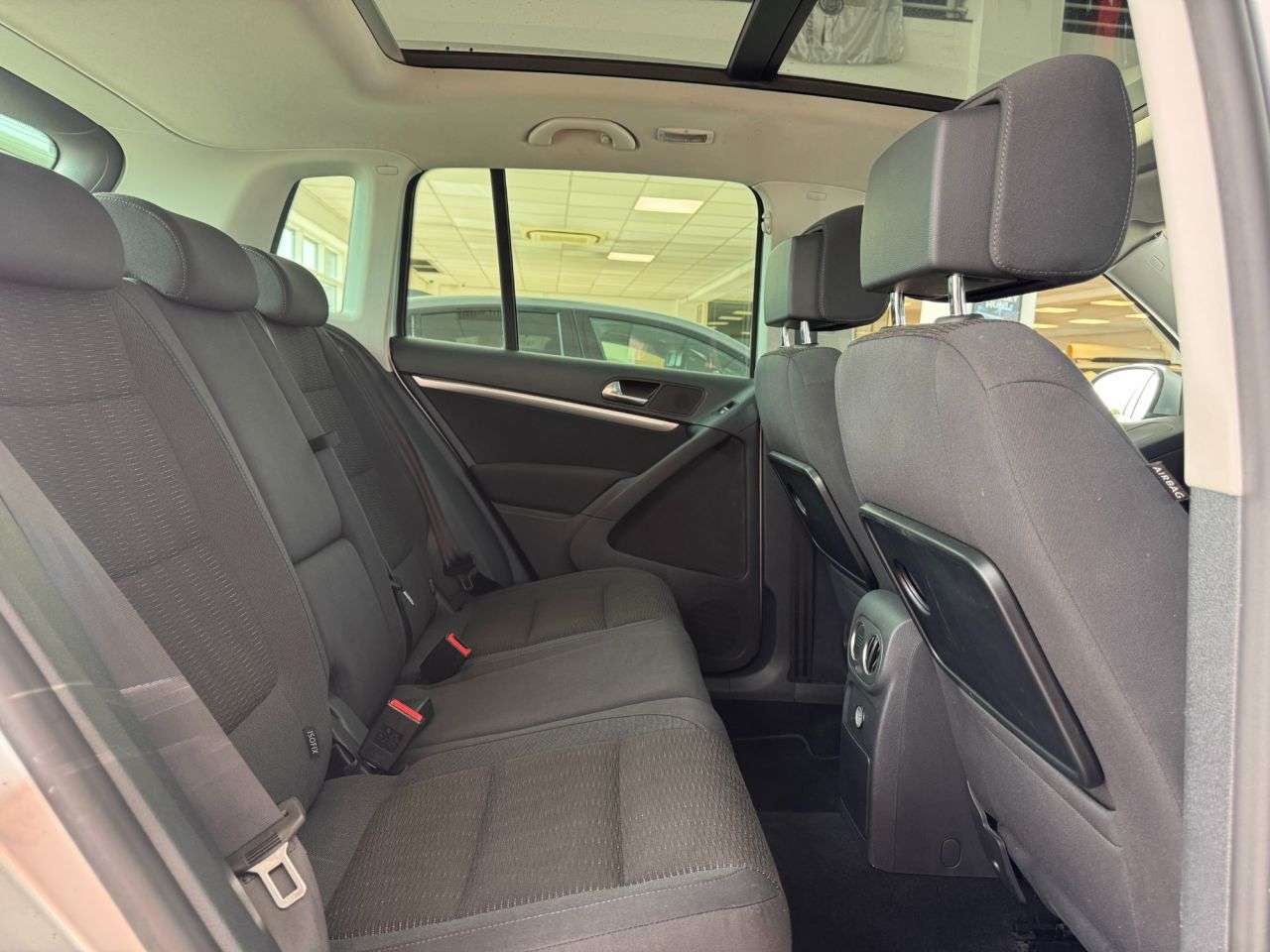 2012 VOLKSWAGEN TIGUAN 2012 VOLKSWAGEN TIGUAN