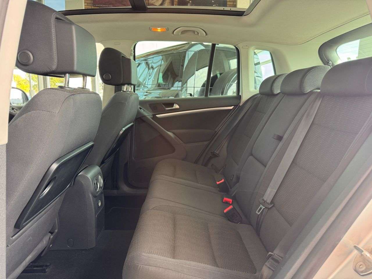 2012 VOLKSWAGEN TIGUAN 2012 VOLKSWAGEN TIGUAN