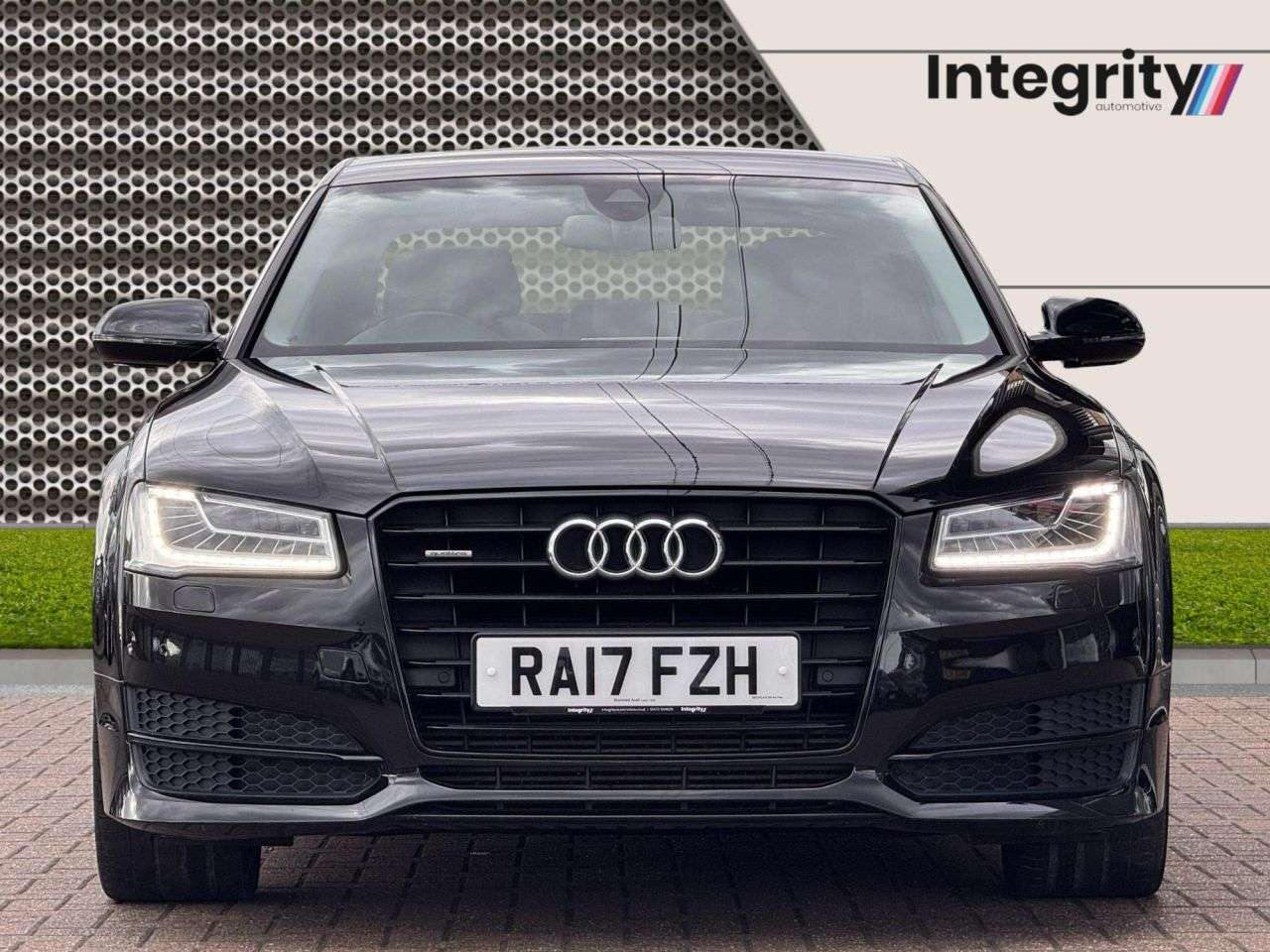 2017 AUDI A8 2017 AUDI A8