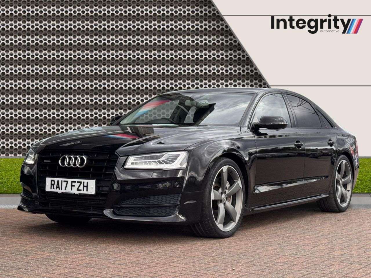 2017 AUDI A8 2017 AUDI A8